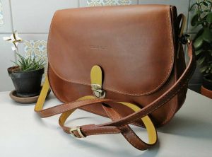 besace cuir fabrication artisanale